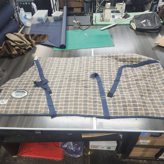 Weatherbeeta 74" winter stable