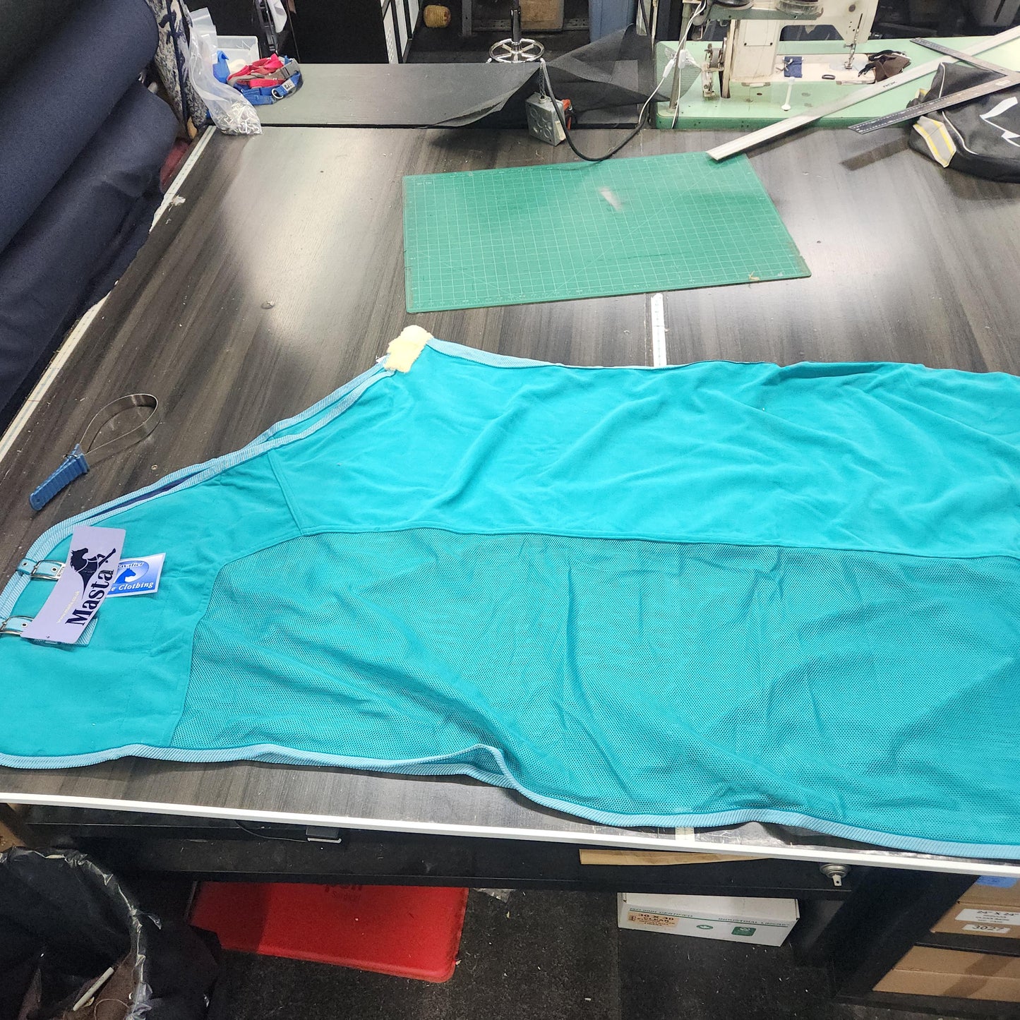 Masta 81" cooler ***New***