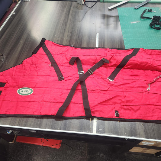 Supra 74" winter stable