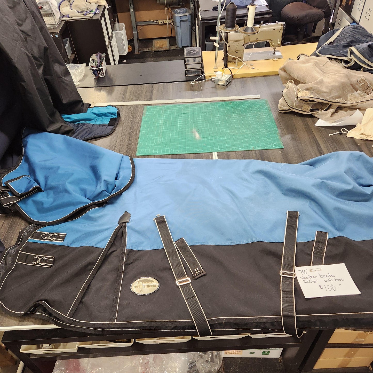 Weatherbeeta 78 220gr with hood