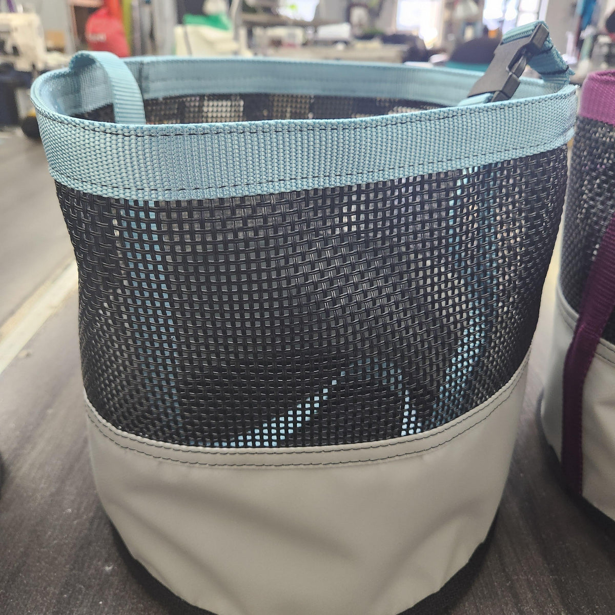 Feed Bag - Oversize